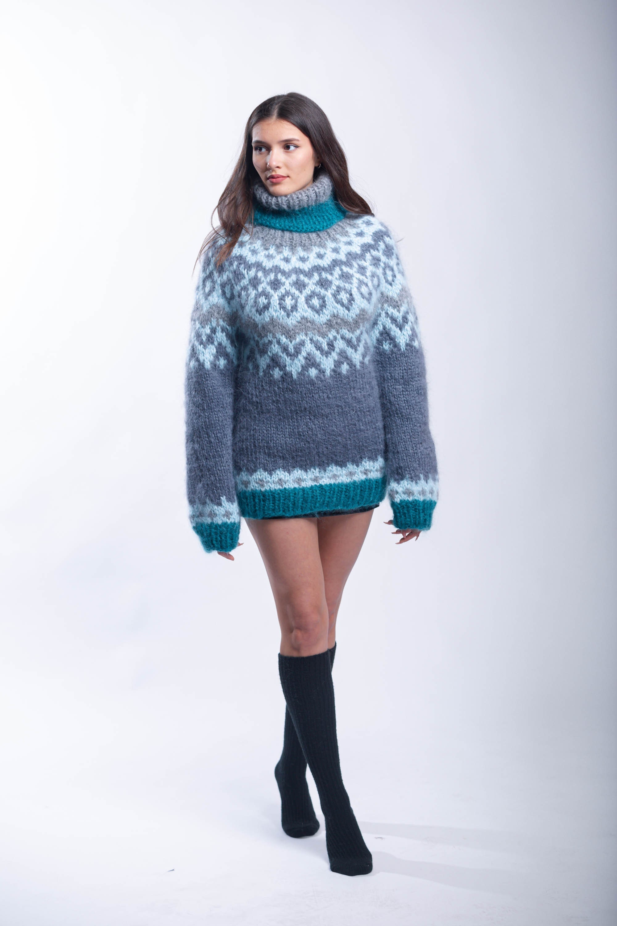 Icelandic Mohair Sweater in Diffrent Colors Combinations