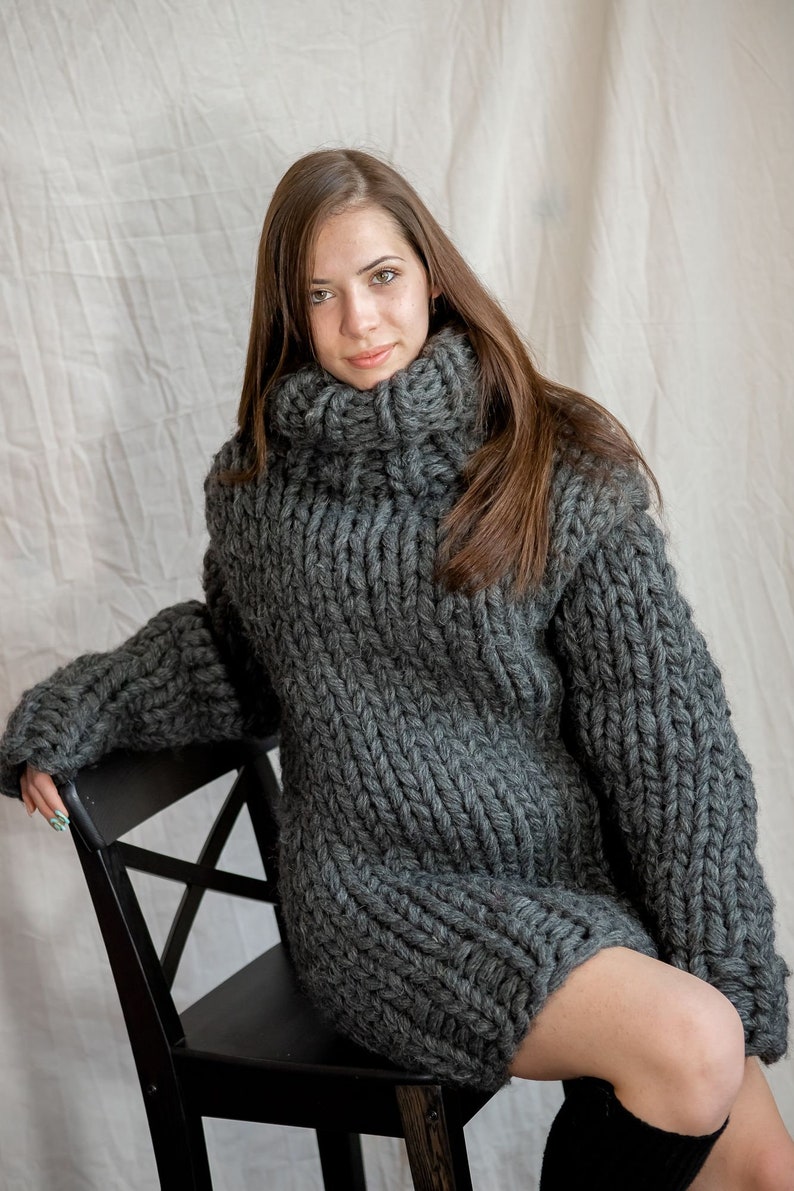 Grey chunky sweater made of soft wool available in plus sizes image 2