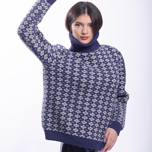 Cashmere Sweater for Women,Wool pullover top,Knitted minimal scandi knitwear,Handknitted wool knitwear,Turtleneck handmade pullover