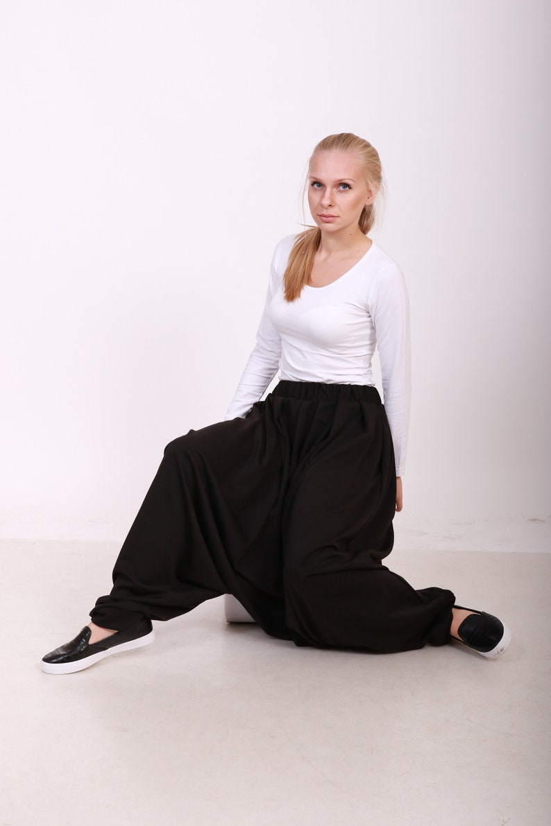 Black Harlem Pants, Plus Maxi Pants, Casual Yoga Pants , Black Workout Pants , Extravagant Oversize Harlem Pants , Drop Crotch Woman Pants image 7