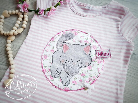 Button plus Label Stick File DoodleApplication Embroidery Pattern Embroidery Motif in 4 Sizes 13x18 15x24 18x28 20x28 Set Squirrel2