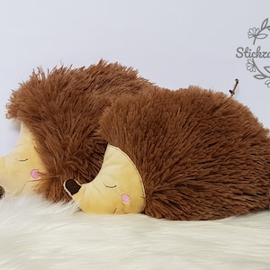 ITH embroidery file, hedgehog pillow, ITH, rattle, cuddly pillow, embroidery file, embroidery pattern / embroidery motif, in 4 sizes 15x24 /16x26/18x28/ 20x30
