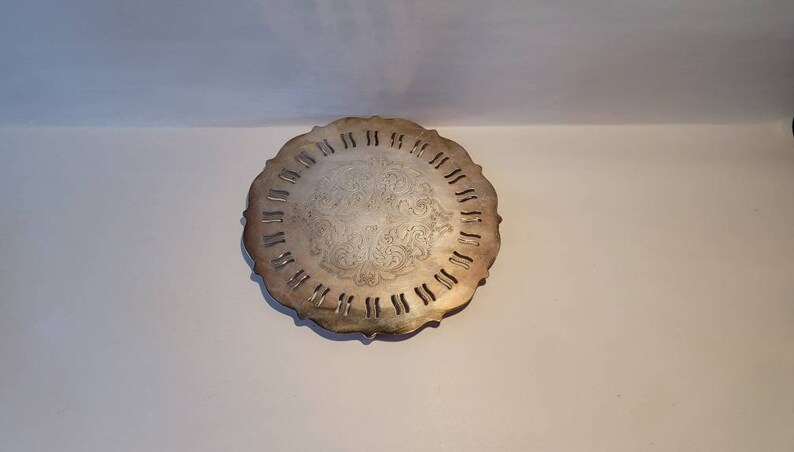 Vintage Oneida Silversmiths Silverplate Silver Plate Ornate Round Trivet 8-12