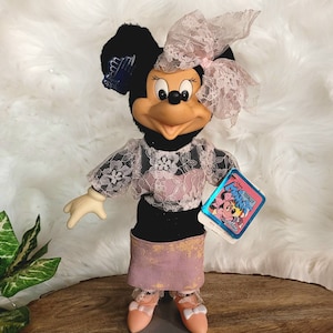Vintage Disney Applause &quot;Totally Minnie&quot; Doll 11” with Original Tags 1980’s
