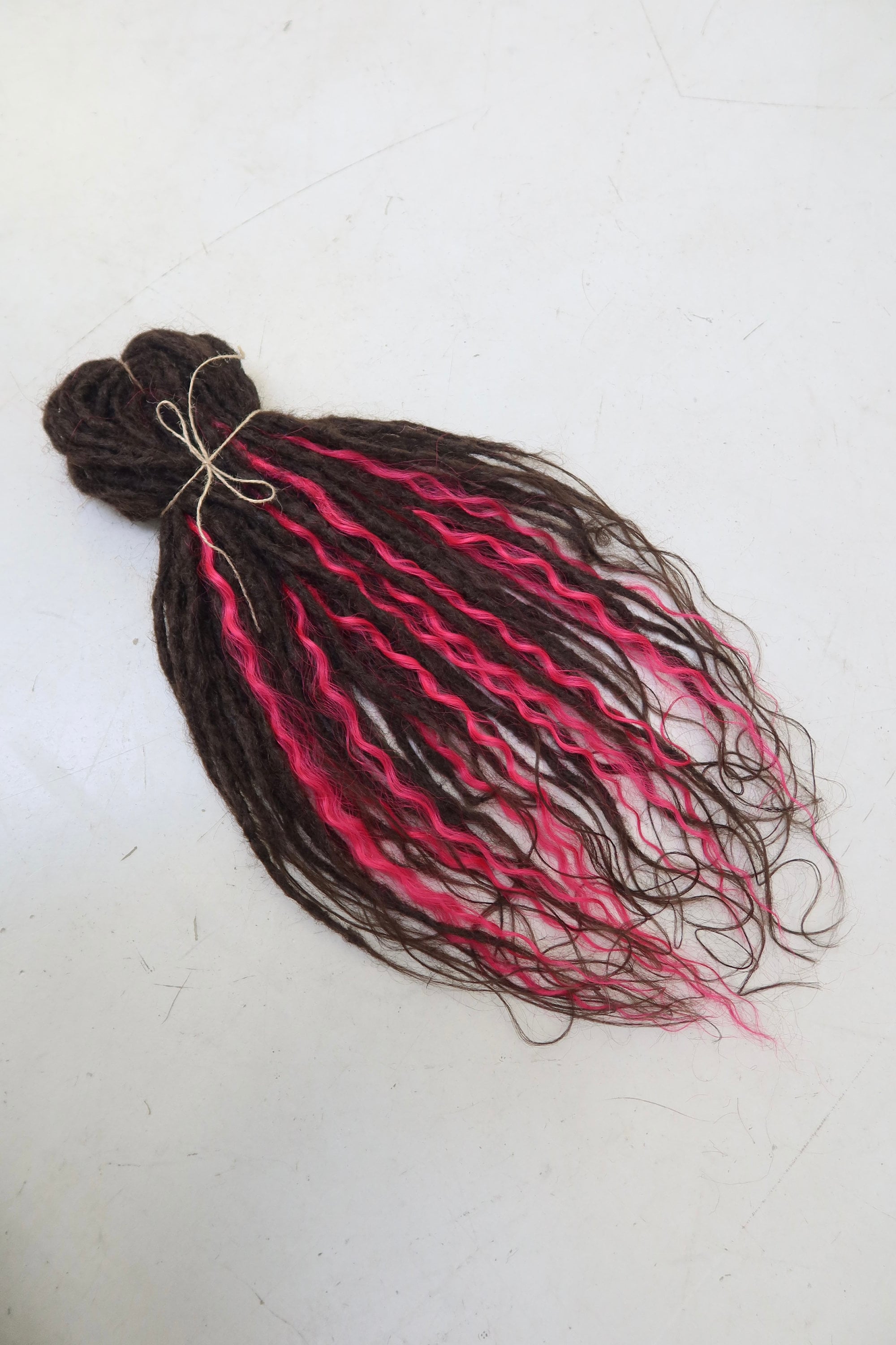 Crochet dreads set brown with pink – Hairful Things