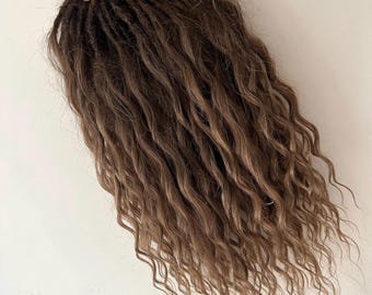 カーリーセットドレッドロックエクステンション、ダブルエンドドレッド、ヘアエクステンション、ブラウンドレッドロック、グレーウェーブドレッド、ウェーブドレッドロックエクステンション、カール