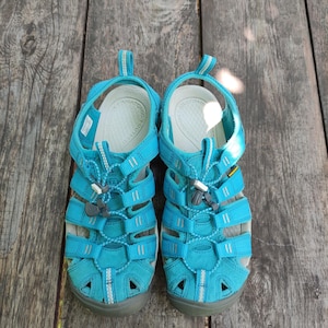 Keen turquoise blue waterproof womens sandals US 7.5/ EU 38/ UK 5