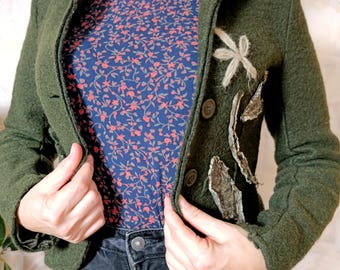 Women's vintage green felted wool slim fit blazer with floral application size XS