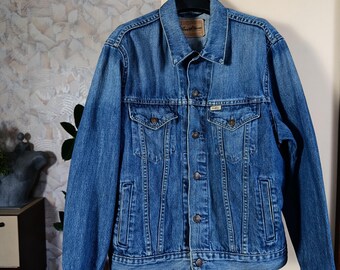 Men's vintage 90's blue denim  jacket by Levi Strauss size S