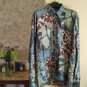 Vintage 100% Silk colourful abstract mens shirt long sleeve crew neck large size