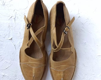 Zapatos Mary Jane vintage de piel beige de TRENCH, talla US5/ EU36/ UK3