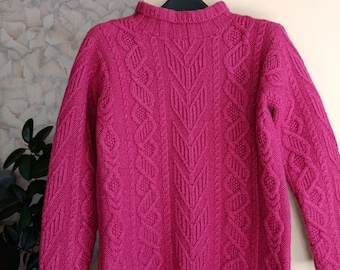 Vintage 90's 100% wool fuchsia cable knit sweater by Cotswold size S