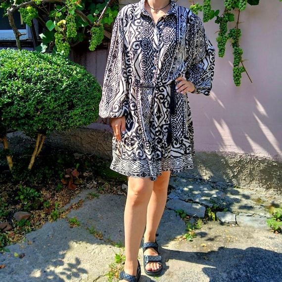 zara black and white off the shoulder dress this dress from @ZARA is waaaay too cute #zara #zarahaul #zaraoutfit #dress #summerdress #summer2025 #zaradress #ootd #zaranewin #fashion