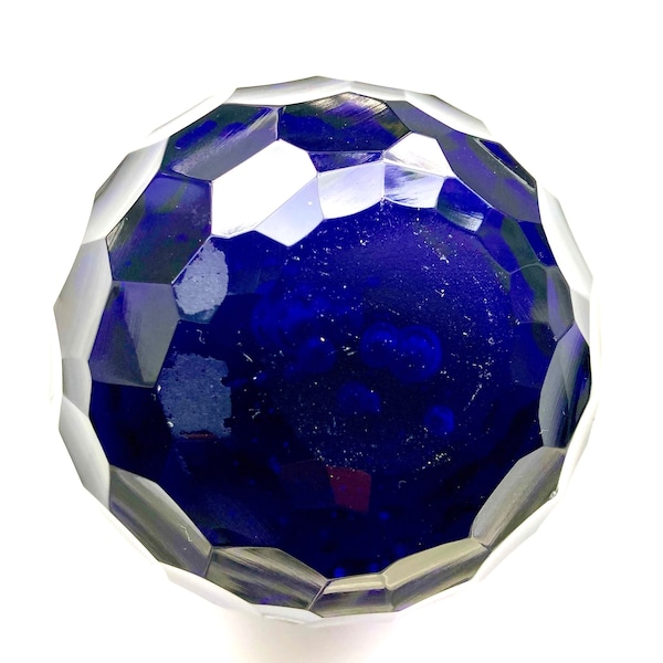 paperweight blue facette