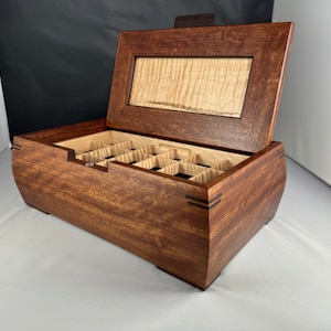 Jewelry Box, Figured Chechen and Curly Maple