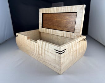 Handmade Keepsake Box, Curly Maple and Jatoba