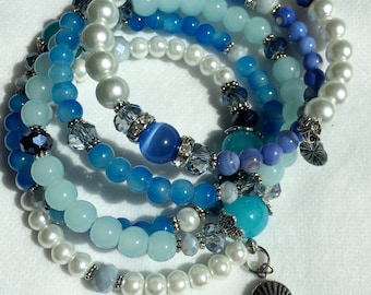 Blaue Eleganz Perlen Memory Draht Armband