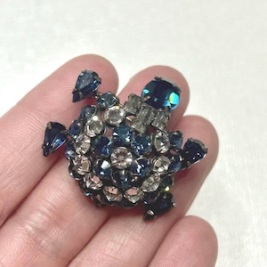 Vintage Schreiner Blue Rhinestone Trembler Turtle Brooch