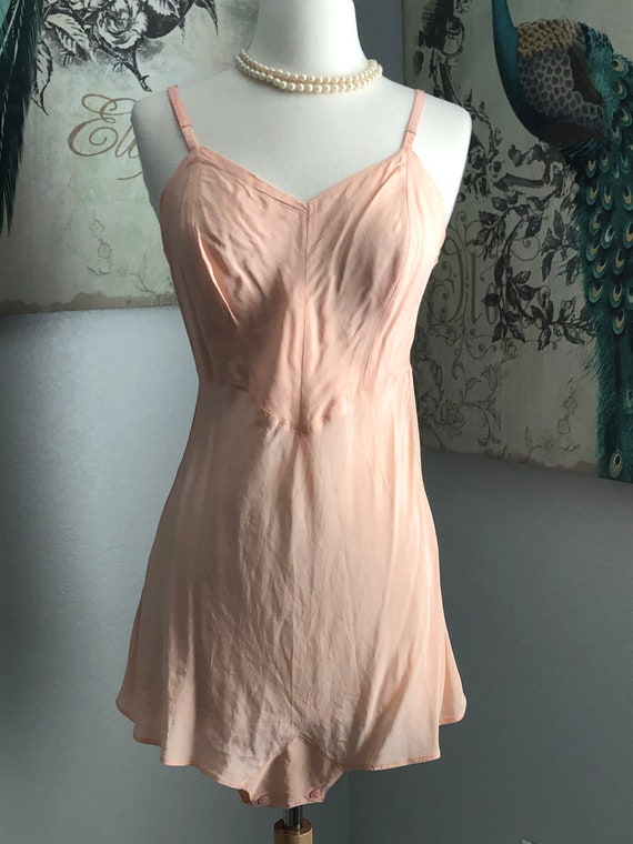 Vintage 1930s Lady Verona Step In Chemise Teddy Li