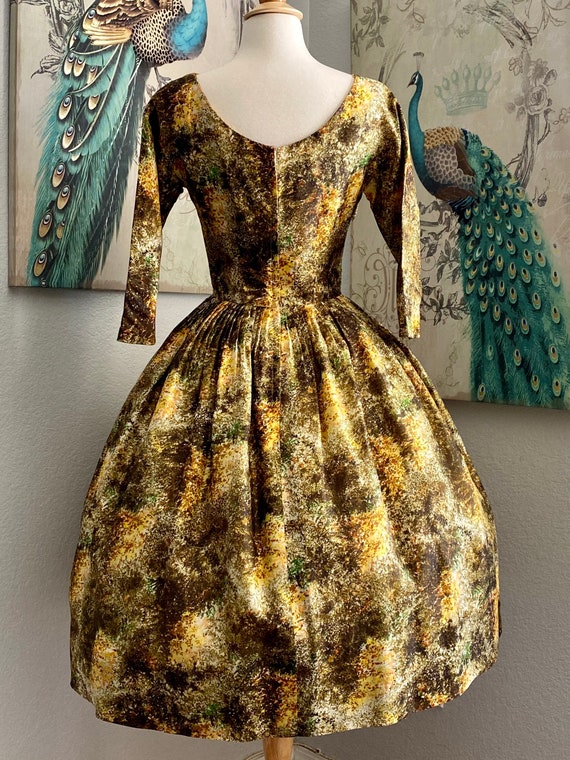 Vintage 1950s silk floral dress with ruched waist… - image 6