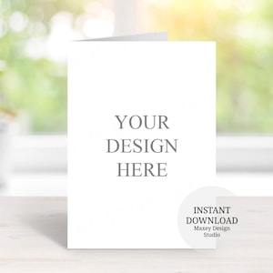Mockup di biglietti piegati, Mockup di inviti di nozze, Mockup di biglietti di compleanno, Mockup di biglietti di ringraziamento, Mockup di biglietti di auguri, Mockup di inviti