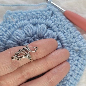 Mortilo Rings for Women Sterling Silver Yarn Ring Adjustable Size Crochet Ring Beginner Knitting Crocheting Gift Crochet Tension Regulator Tool Fashion Rings