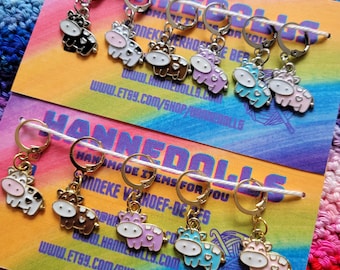 cow stitch marker . stitch marker for crochet and knitting . place markers . progress trackers . cow charm . row markers . cows .