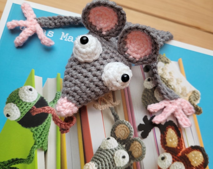 Crocheted bookmark. Rat bookmark. Bookmark. Gift for a book lover. Animal lover gift. Rat bookmark.