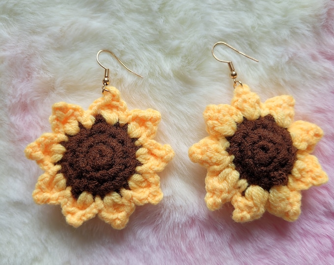 Crocheted sunflower earrings