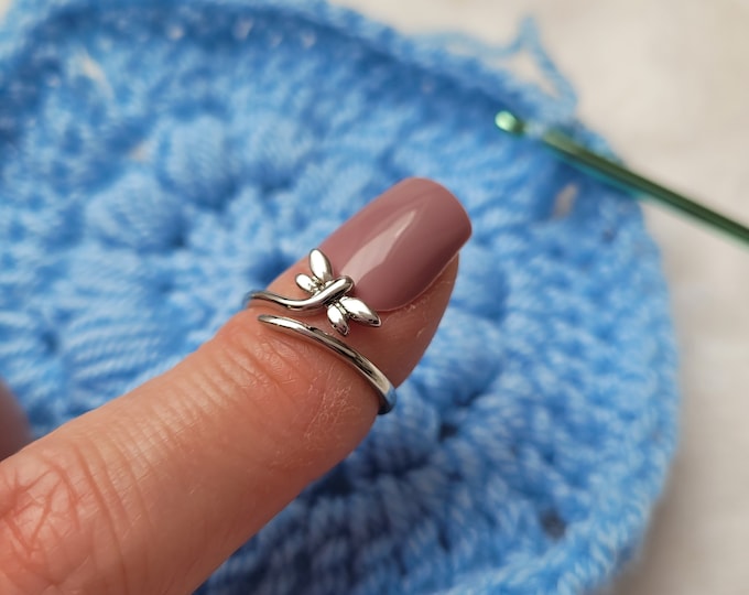 Dragonfly crochet ring . Dragonfly knitting ring . right-handed crochet ring . yarn tension aid . tension aid . craft accessory . gift for her . DIY