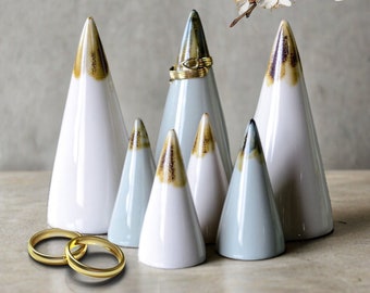 Set 2 regalo de soporte de anillo de montaña para su elegante plato de anillo de porcelana -nuevo regalo para el hogar- cono de anillo de cerámica, exhibición de joyería, moderno, minimalista