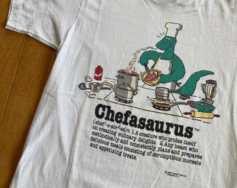 1986 Chefasaurus Cartoon Dinosaur T-shirt Vintage 1980s Screen Stars Made in USA 50/50 Single Stitch Tee Chef Cook Culinary Funny Humor
