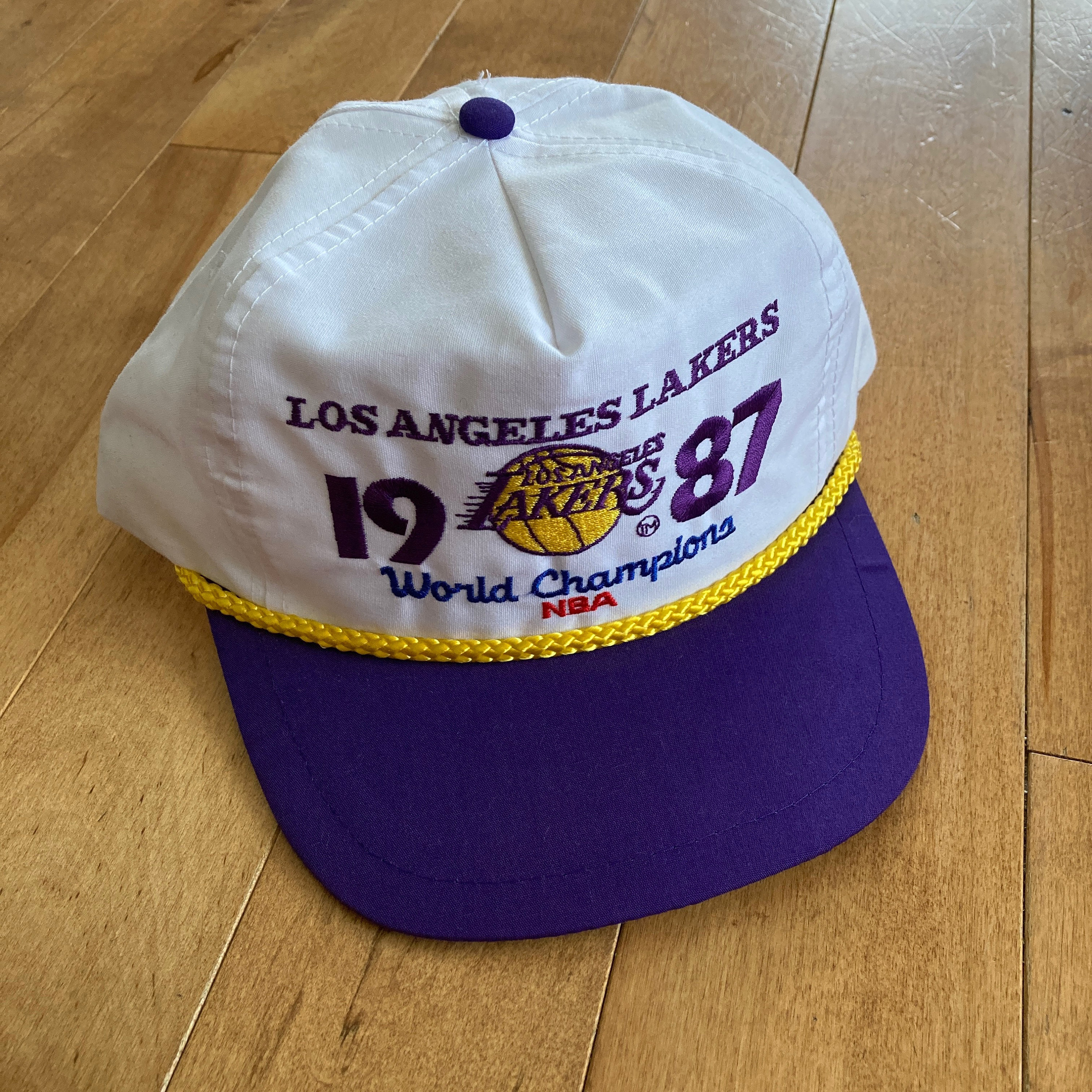 Mitchell & Ness Los Angeles Lakers Vintage Script Snapback Cap  (Purple/Yellow) - Consortium.