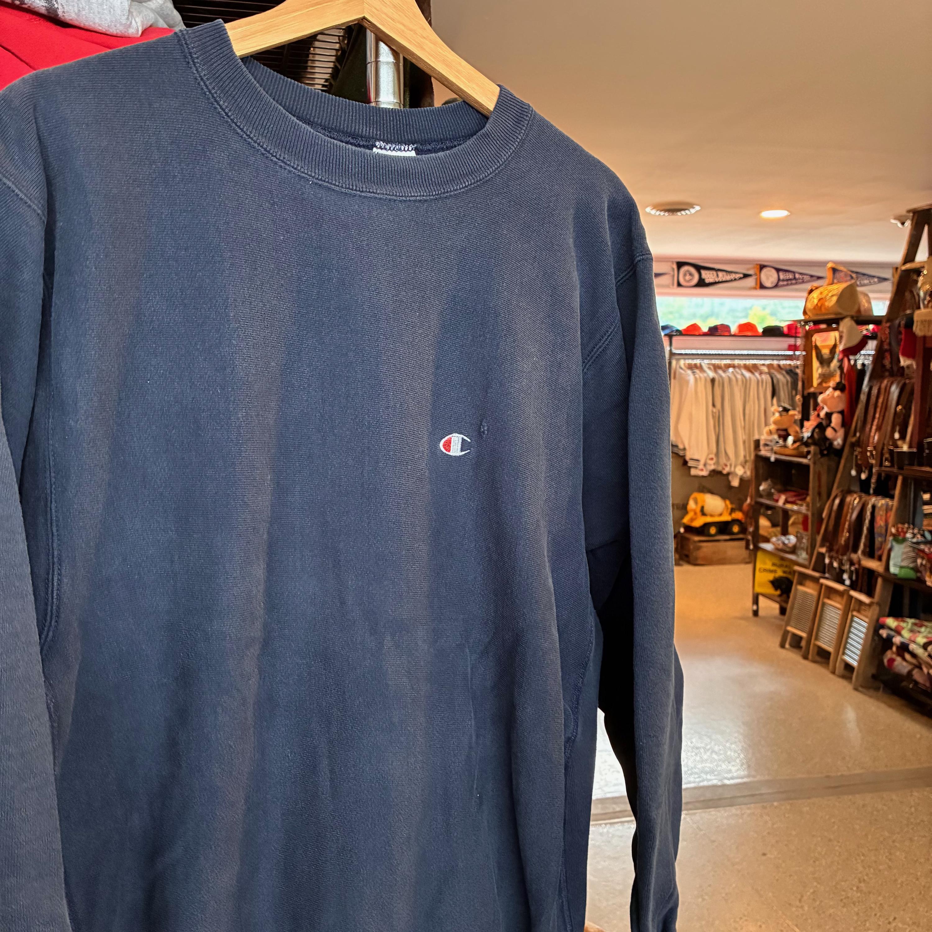 1990s Vintage CHAMPION REVERSE WEAVE Sweatshirt Navy Blue Crewneck