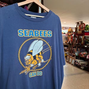 1990s Vintage SEABEES Can Do T-shirt US Navy Construction Battalion Military Army Tee