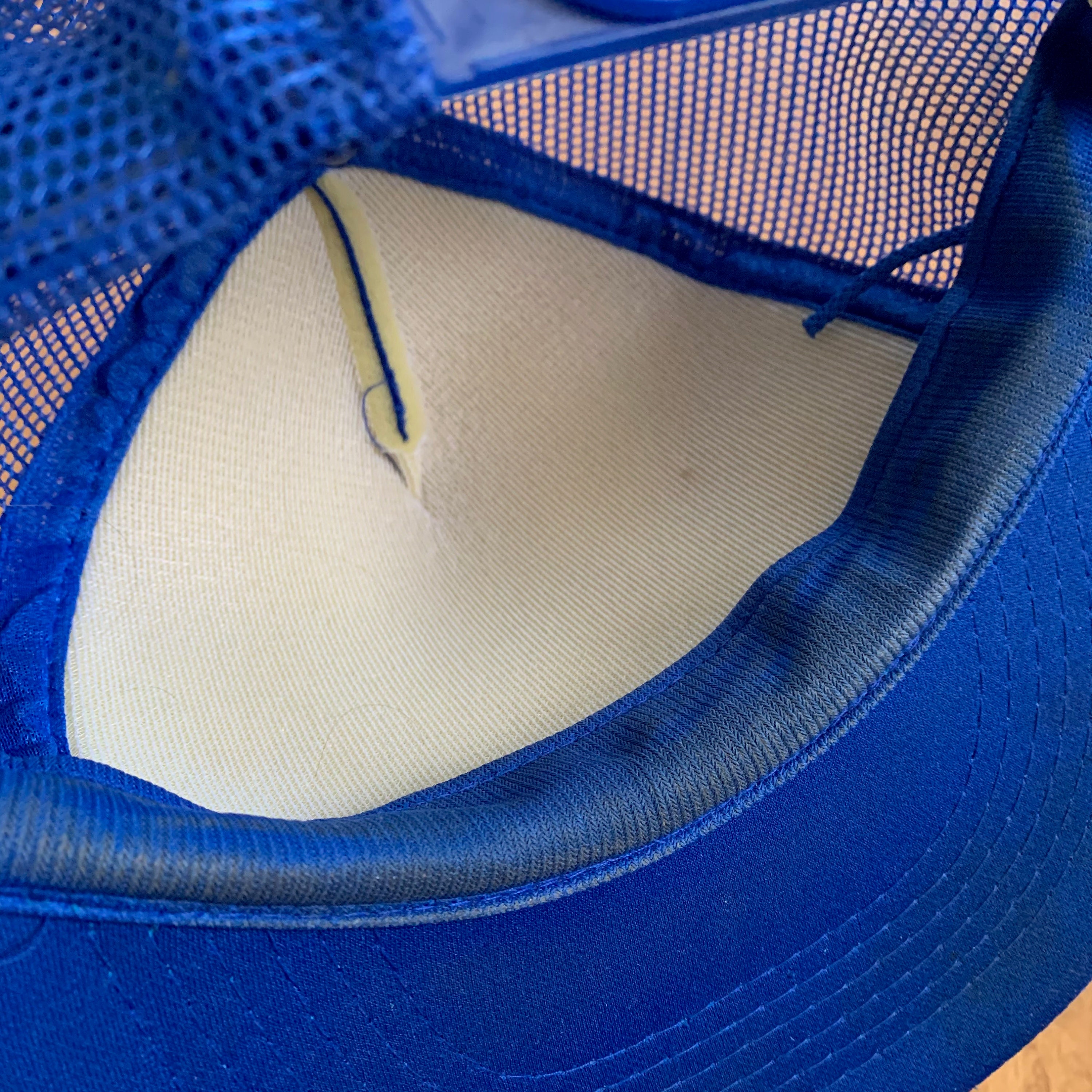 Casquette Trucker Vintage Des Années 80 Las Vegas En Velours Côtelé Et Mesh - Modèle Snapback - SKU4