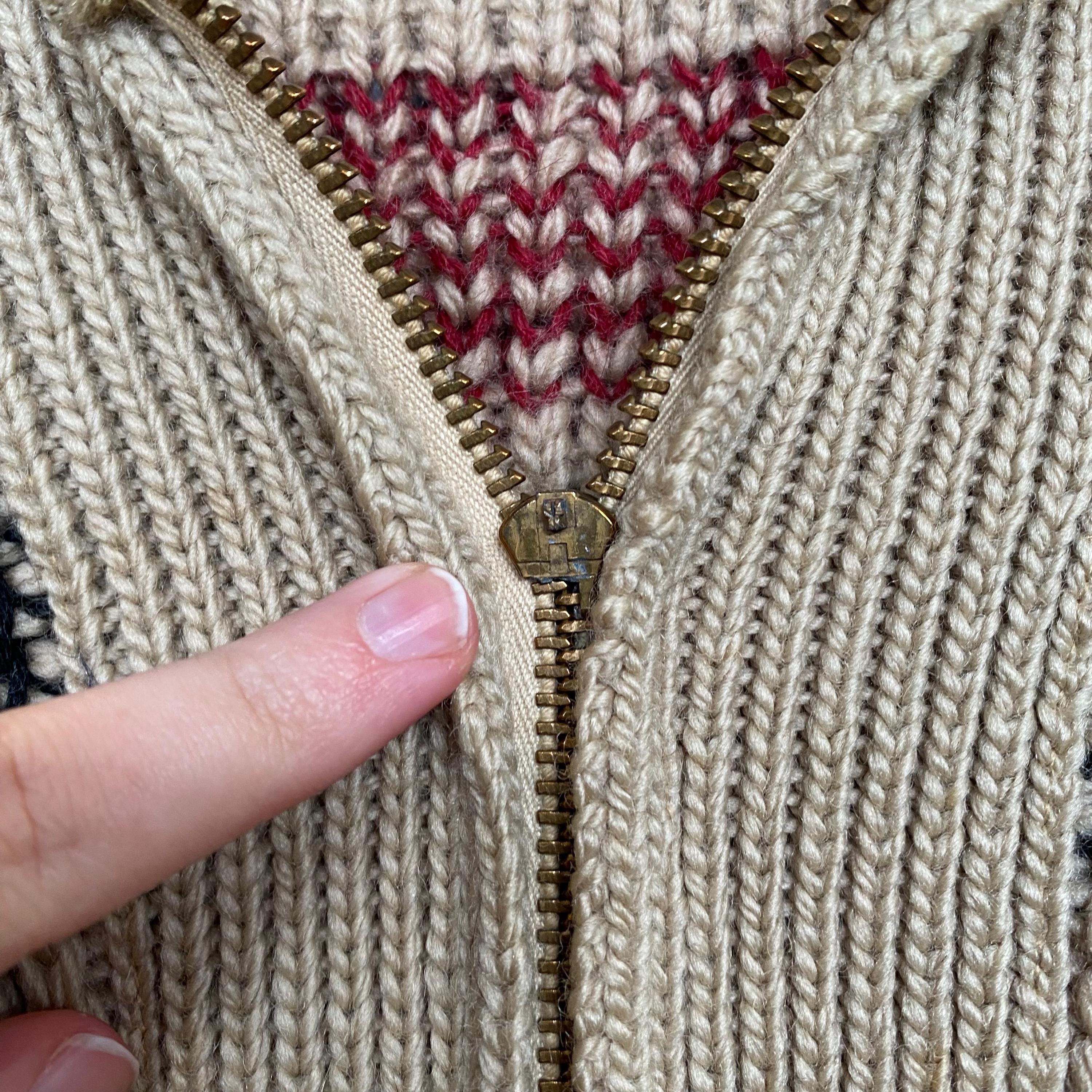 Vintage Rare 1970s Pendleton Cowichan Wool Knit Cardigan Large