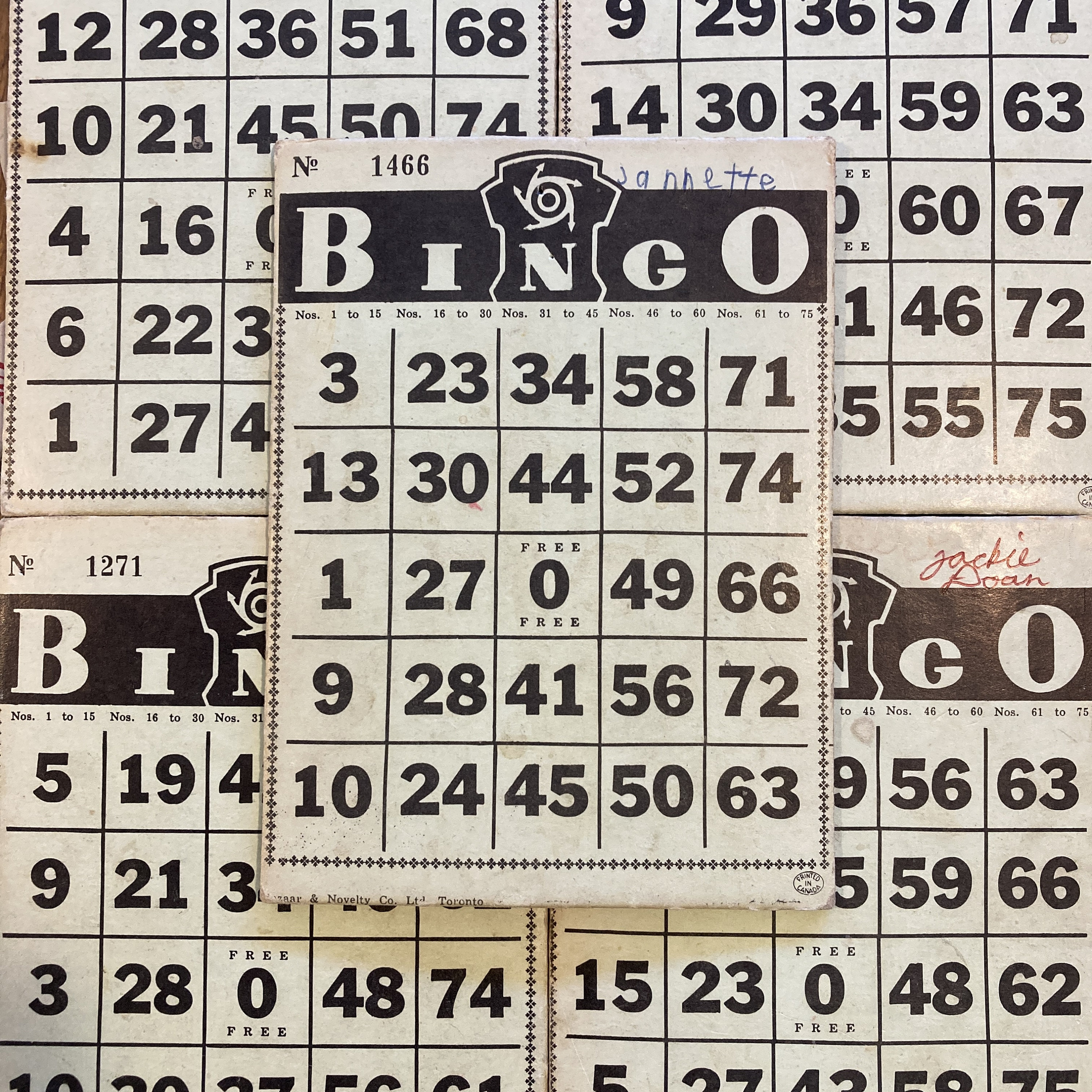 1960er Jahre Lot von 5 Bingokarten Bazaar & Novelty Co Ltd Toronto Made in Canada Wiederverwendbare Spielbögen Retro Papier Ephemera Sammlerstücke Erinnerungsstücke