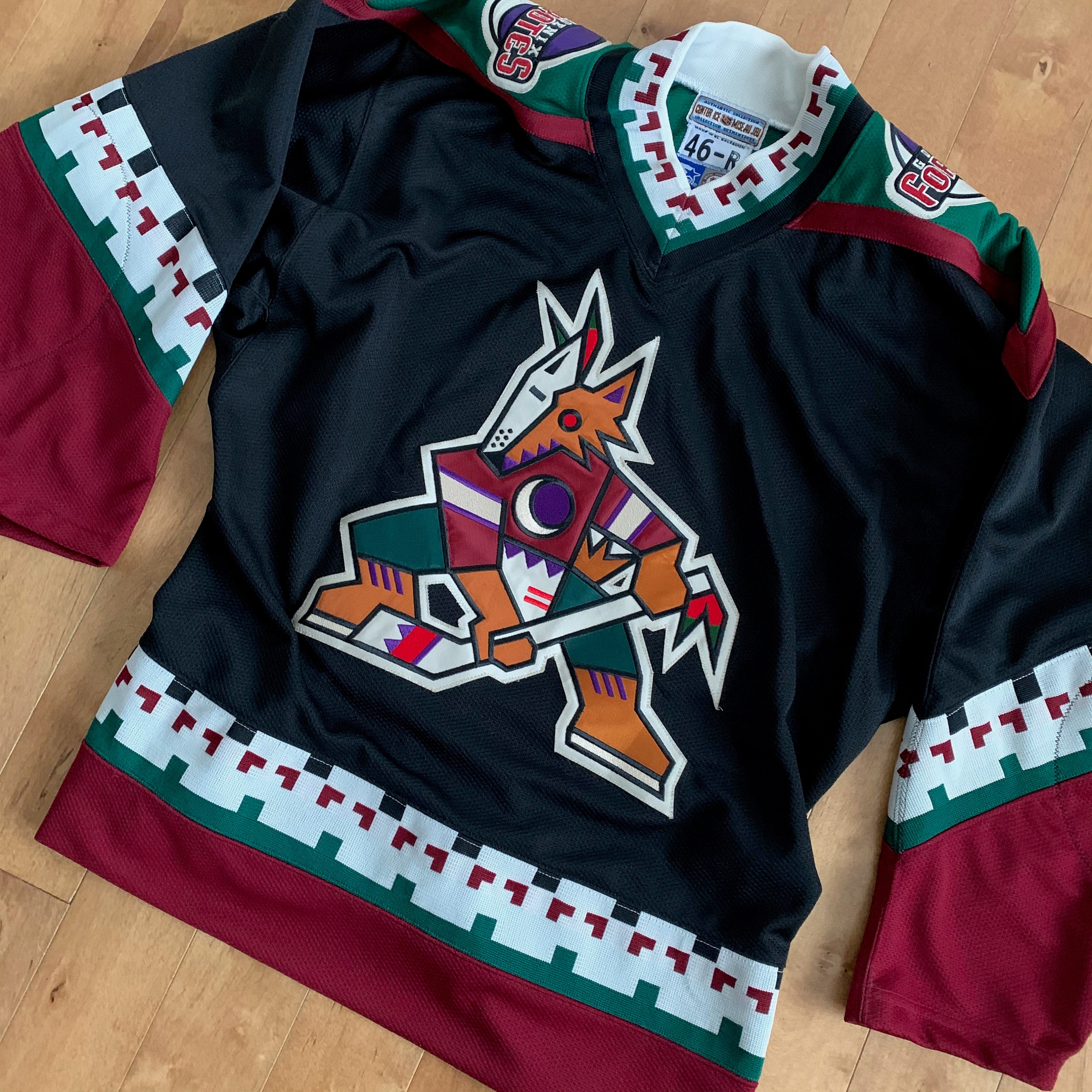 Late 90s Arizona Phoenix Coyotes Starter Hockey Jersey Late 90s Arizona Phoenix Coyotes Starter Hockey Jersey