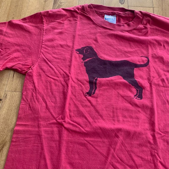 black dog t shirt