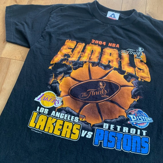 2004 NBA Finals Lakers vs Pistons T-shirt Vintage… - image 1