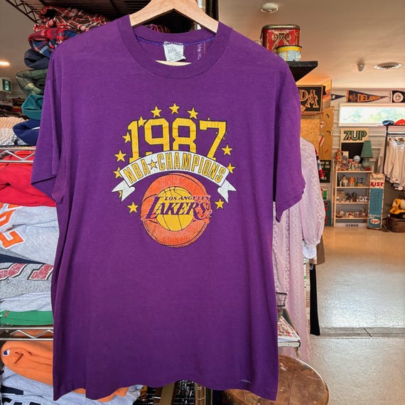 1987 Vintage Los Angeles LAKERS NBA Champions T-shirt Retro 1980s