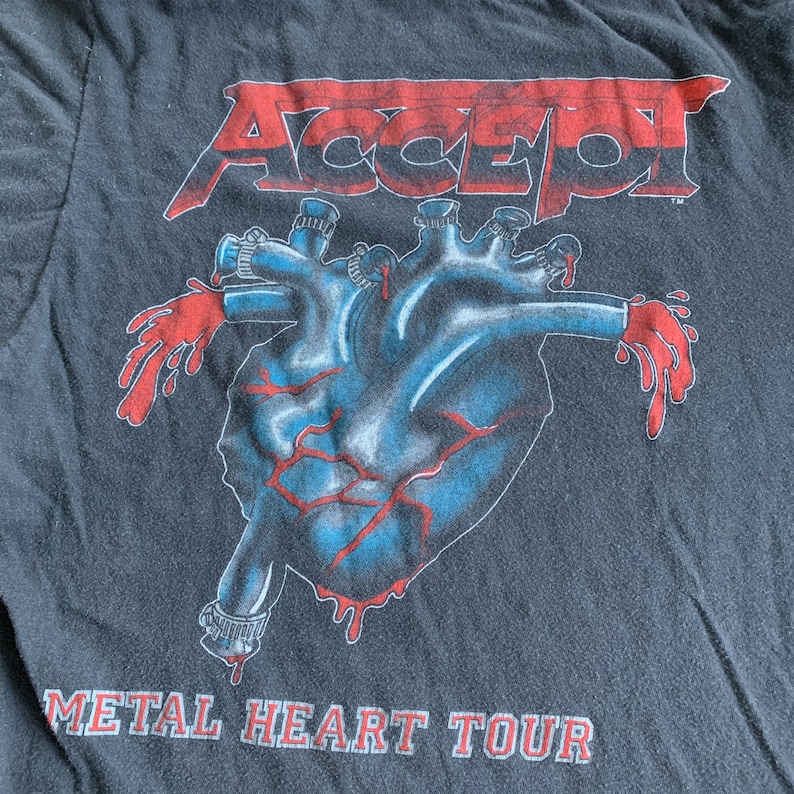 heart concert shirt