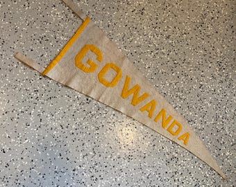 Vintage 1940s Gowanda New York Felt Pennant Flag