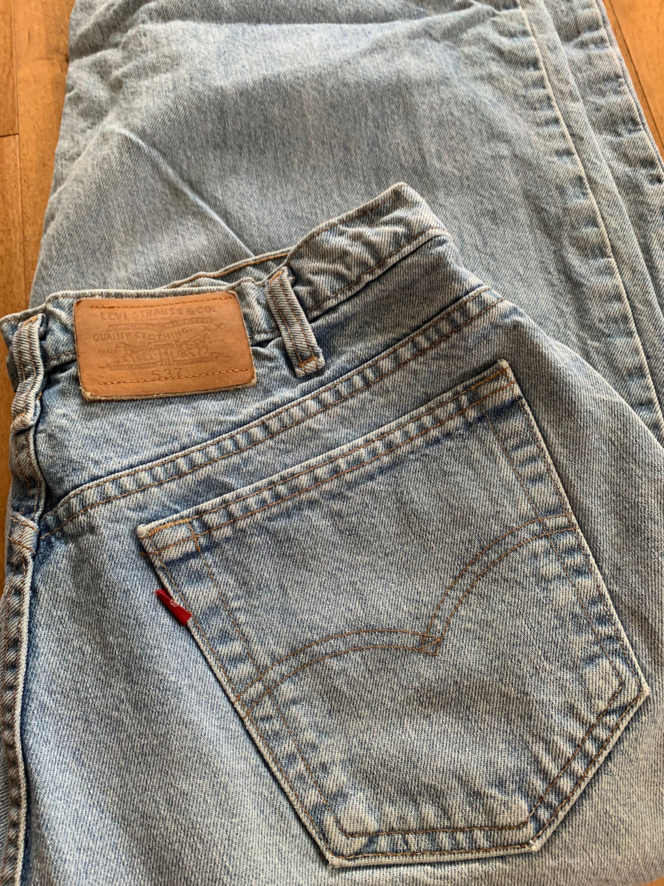 1990s Levis 537 Light Blue Jeans Made in Canada 100% -