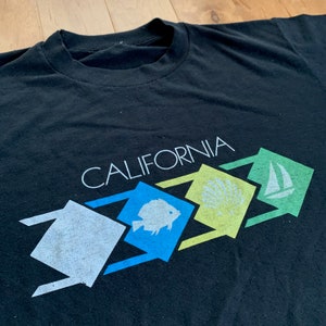 Late 80s California Vacation T-shirt Vintage 1980s Black Single Stitch Tee Tourist Travel Souvenir SoCal Beach Ocean