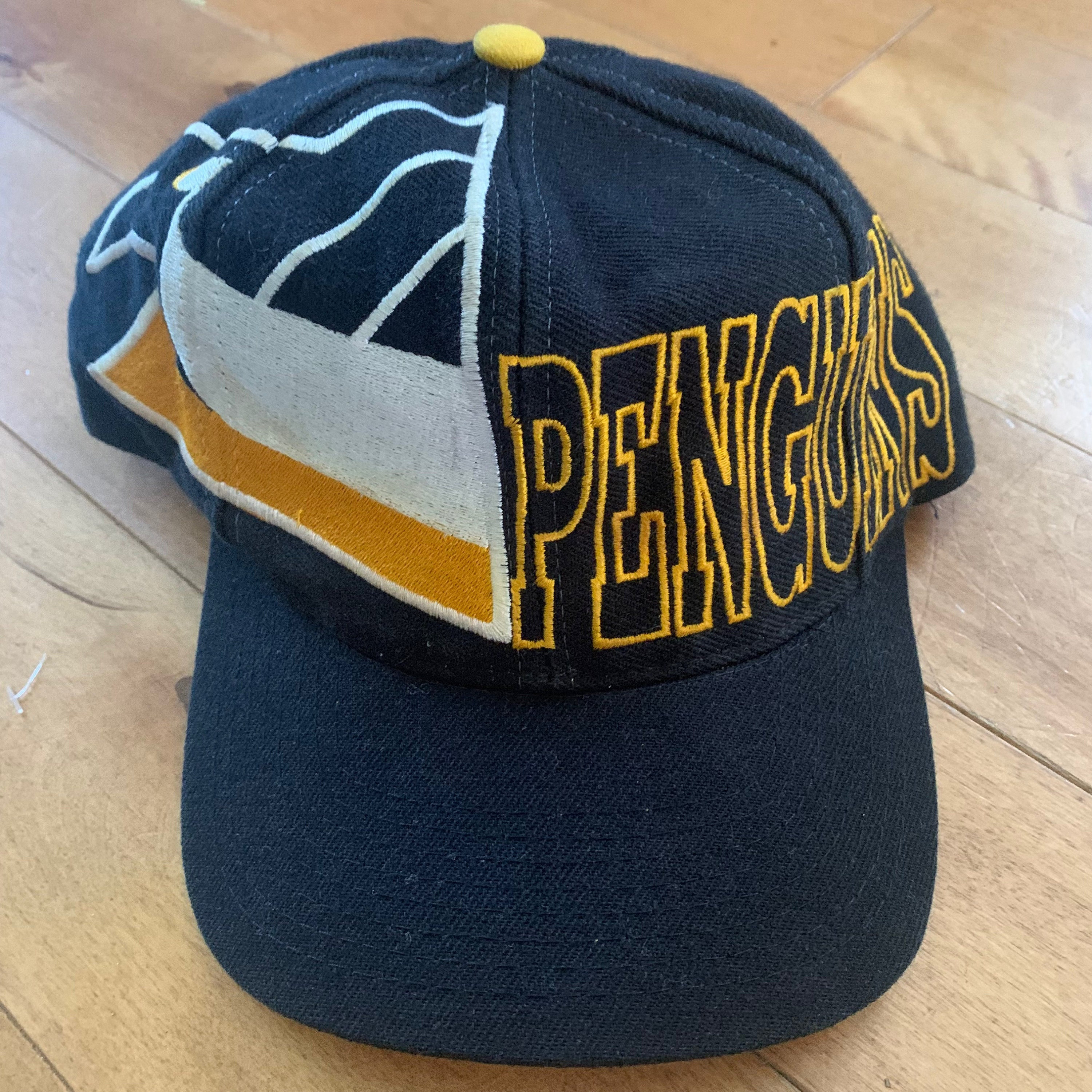Vintage Pittsburgh Penguins Corduroy Snapback Hat OSFA NHL Hockey Pennsylvania 1990s 90s