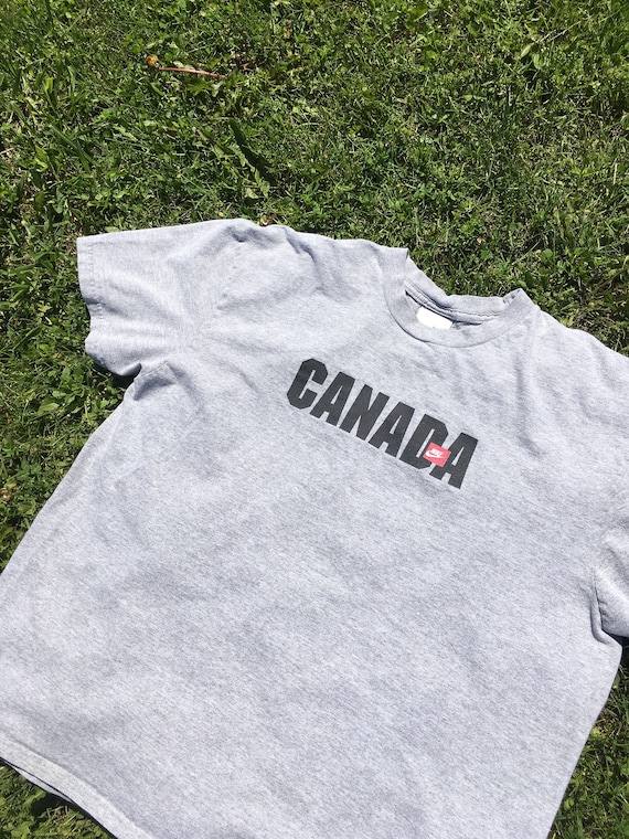 nike t shirt canada