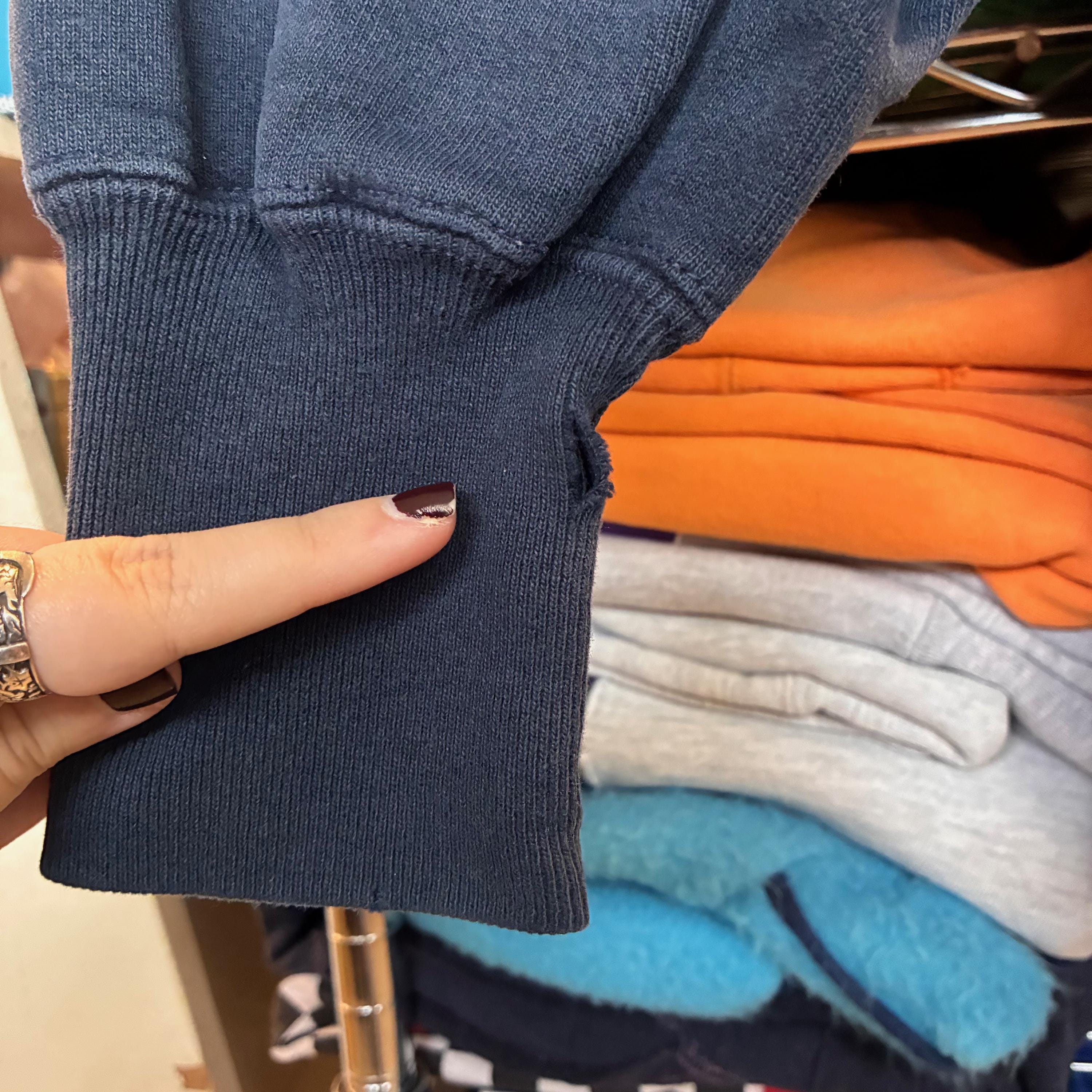 1990s Vintage CHAMPION REVERSE WEAVE Sweatshirt Navy Blue Crewneck