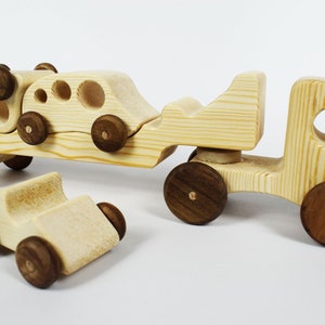 Camion giocattolo in legno fatto a mano con 3 macchinine giocattolo - Legno naturale